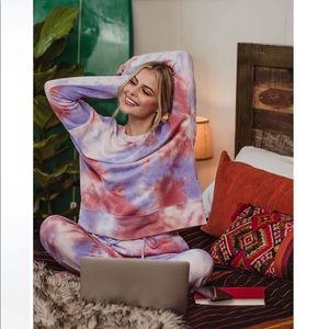Veronica m tie dye joggers and top